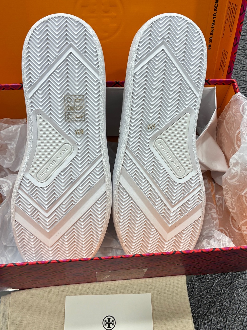 Tory Burch Howell Court White Leather Sneakers Gold Heel Size 6M - Picture 2 of 6